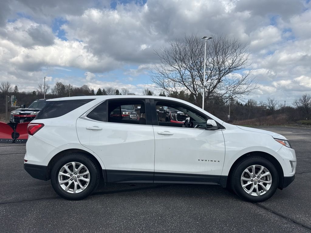 Used 2018 Chevrolet Equinox LT image 3