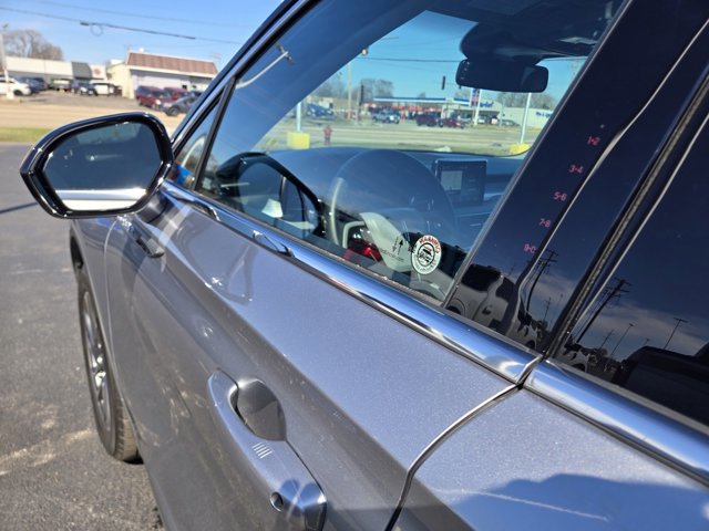 Used 2022 Lincoln Corsair AWD w/ Equipment Group 101A image 38