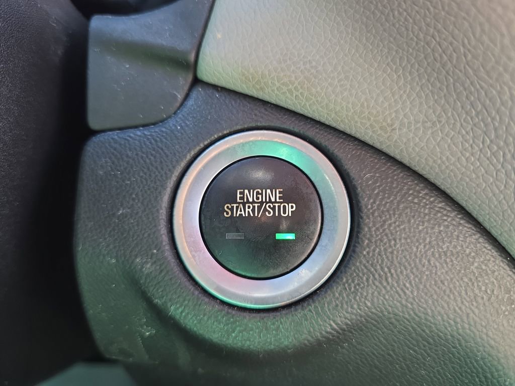 Used 2018 Chevrolet Equinox LT image 23