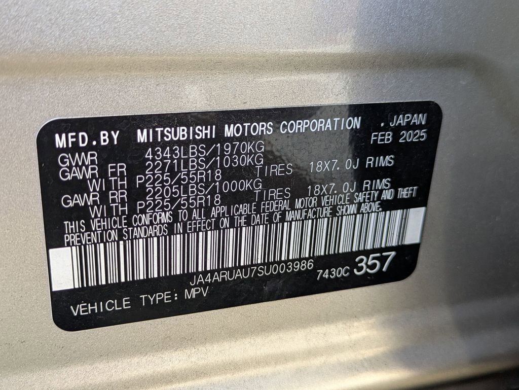 Used 2025 Mitsubishi Outlander Sport SE AWD/4WD image 32