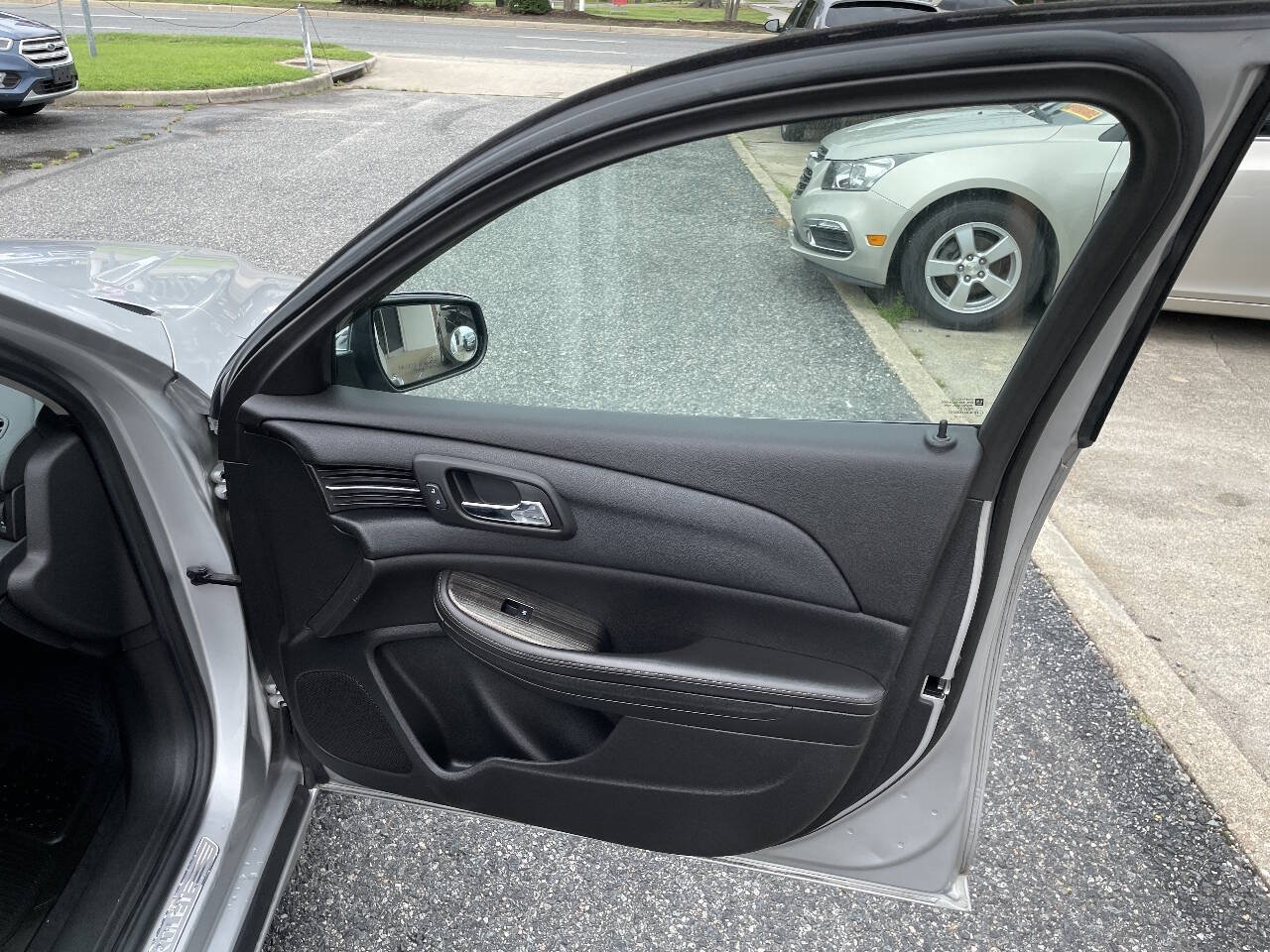 Used 2014 Chevrolet Malibu LT FWD image 21