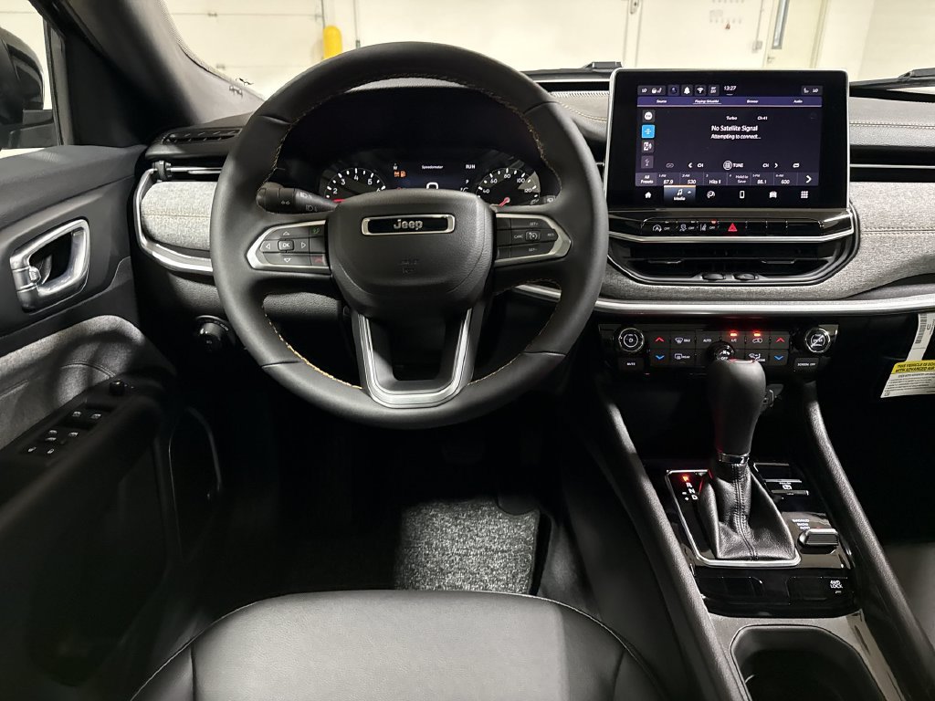 New 2026 Jeep Compass Latitude AWD/4WD image 11