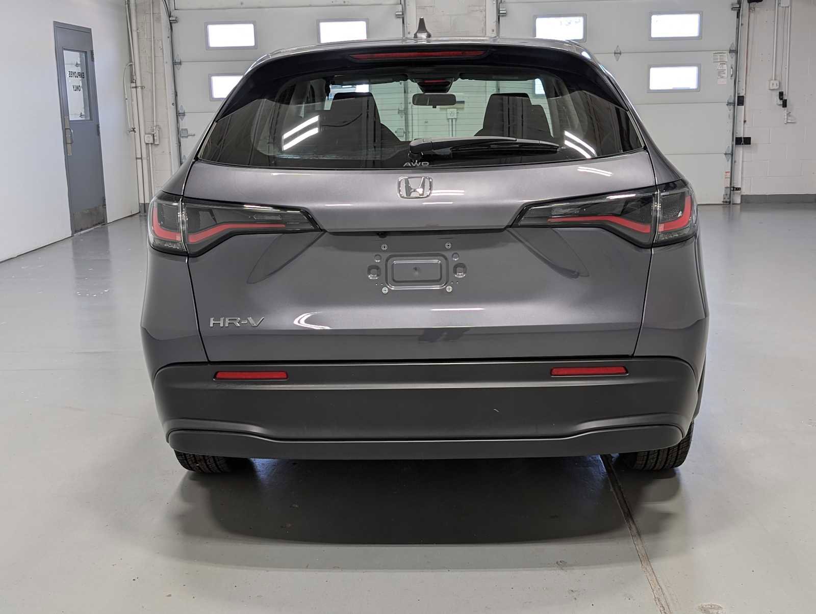 Certified 2023 Honda HR-V LX image 9