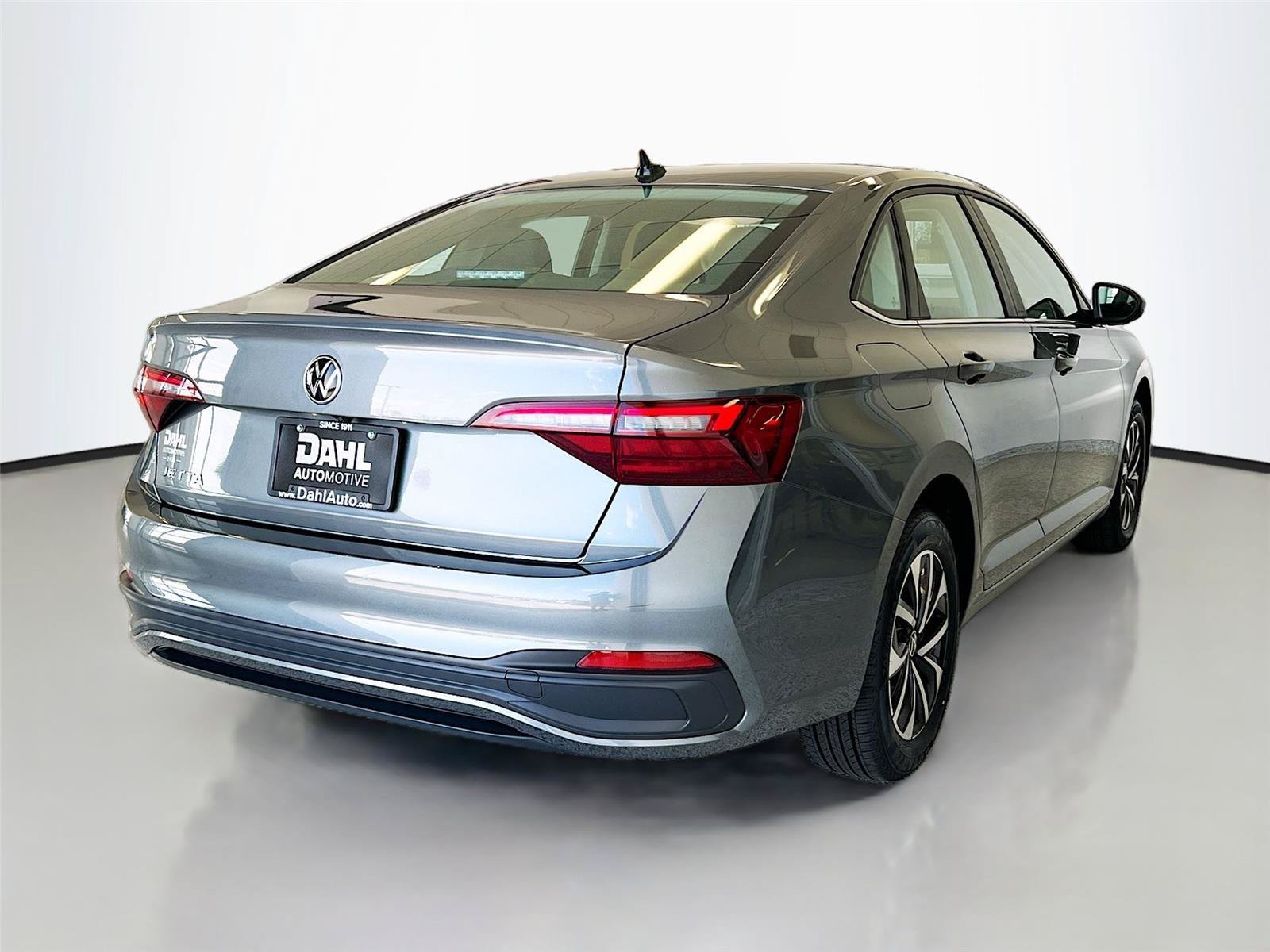 Used 2024 Volkswagen Jetta S FWD image 13