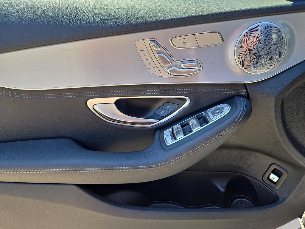 Used 2015 Mercedes-Benz C 300 4MATIC Sedan w/ Multimedia Package image 12