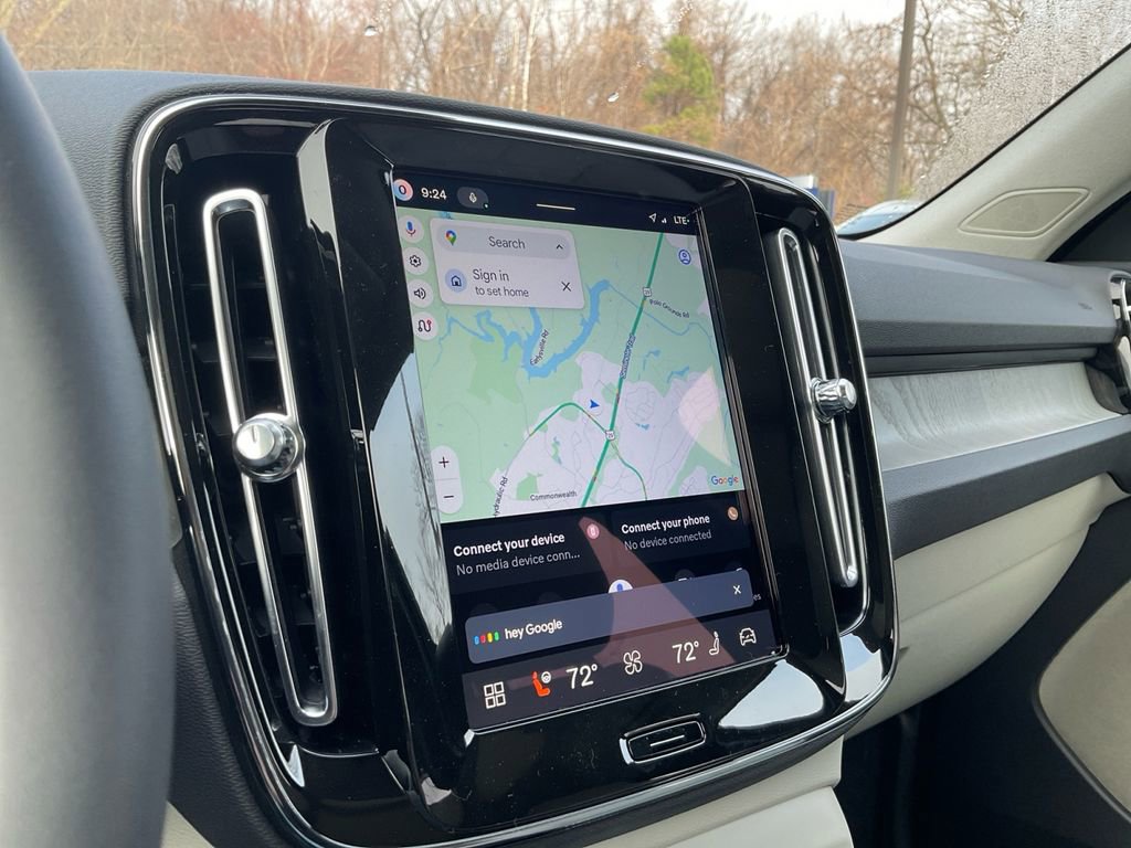 New 2026 Volvo XC40 B5 Plus w/ Protection Package Premier image 19