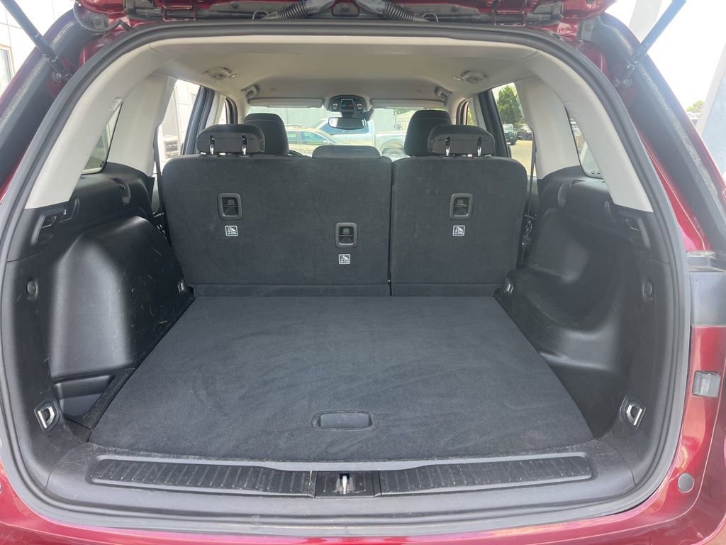 Used 2023 Jeep Grand Cherokee Laredo image 30