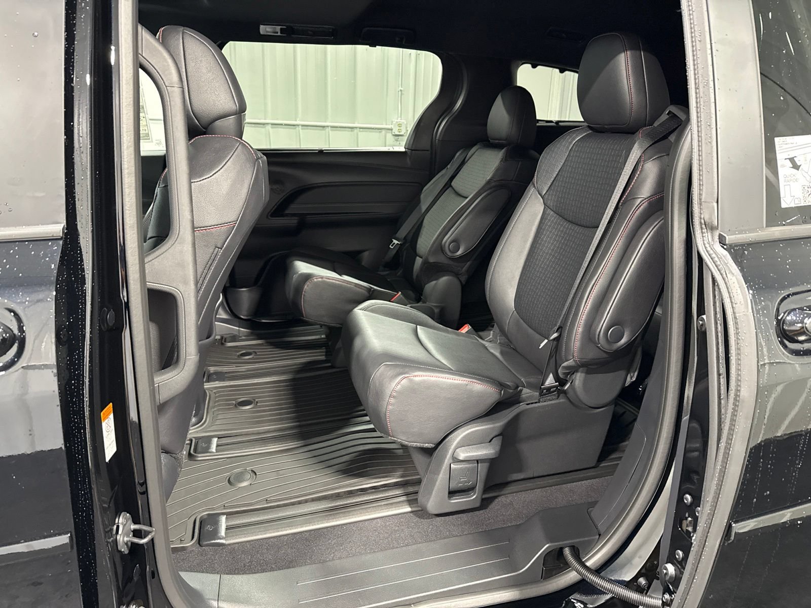 New 2026 Toyota Sienna XSE FWD image 18