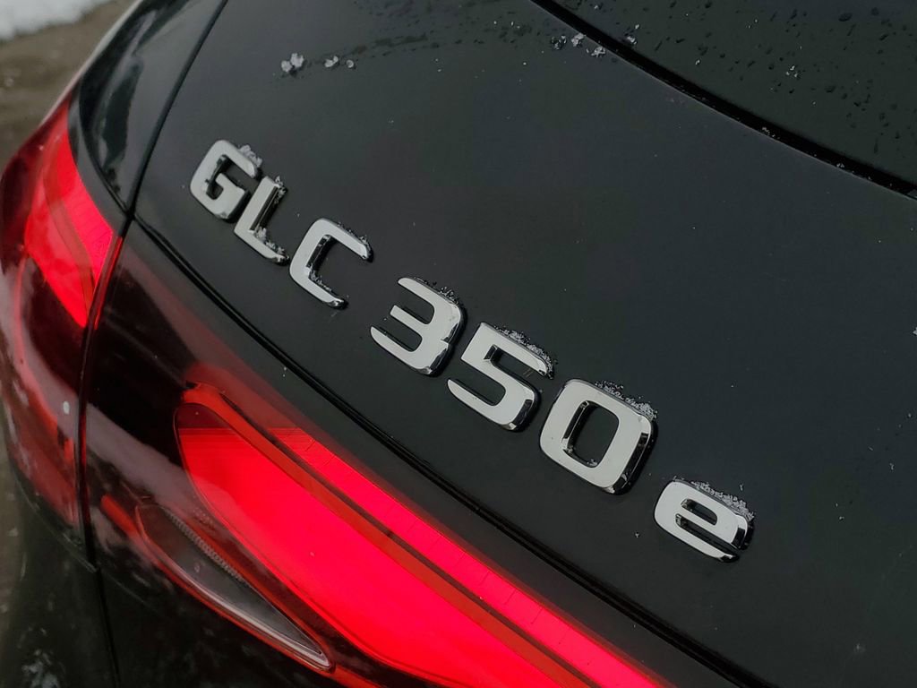 Used 2025 Mercedes-Benz GLC 350e image 7