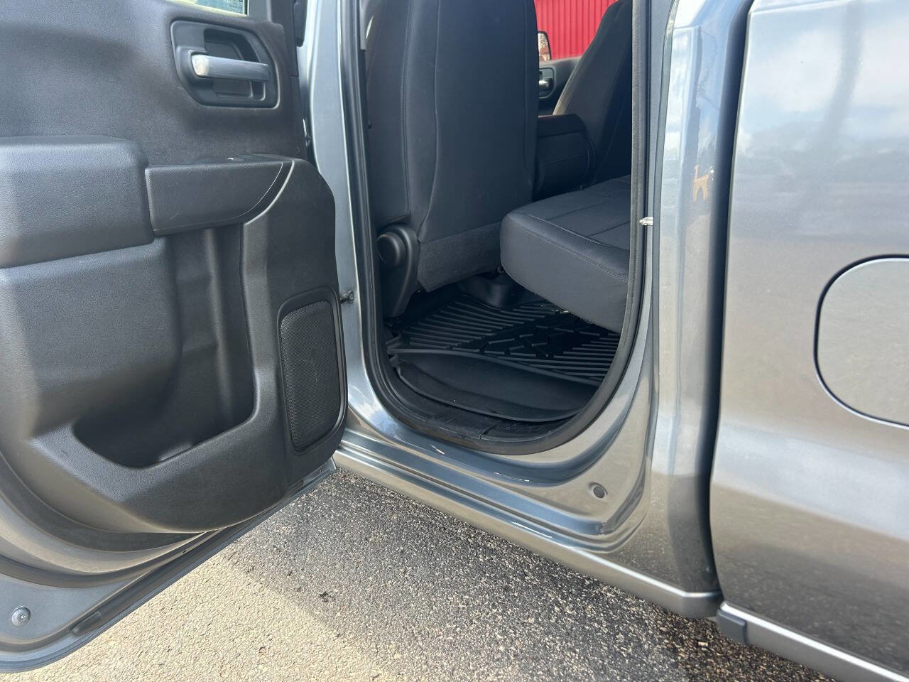 Used 2019 Chevrolet Silverado 1500 Custom Trail Boss w/ Custom Convenience Package image 12