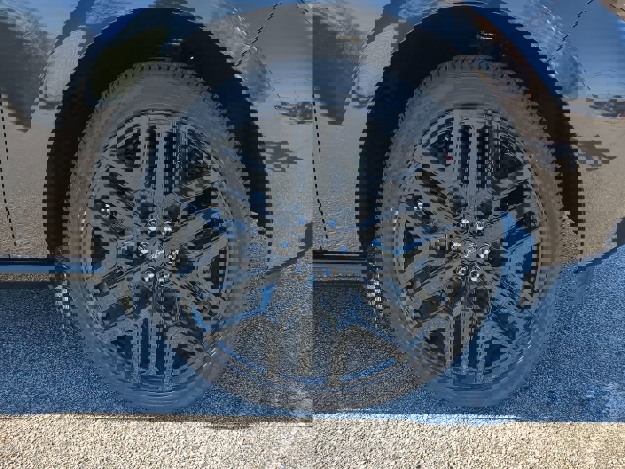 New 2026 Ford Expedition Platinum w/ Stealth Performance Package image 9