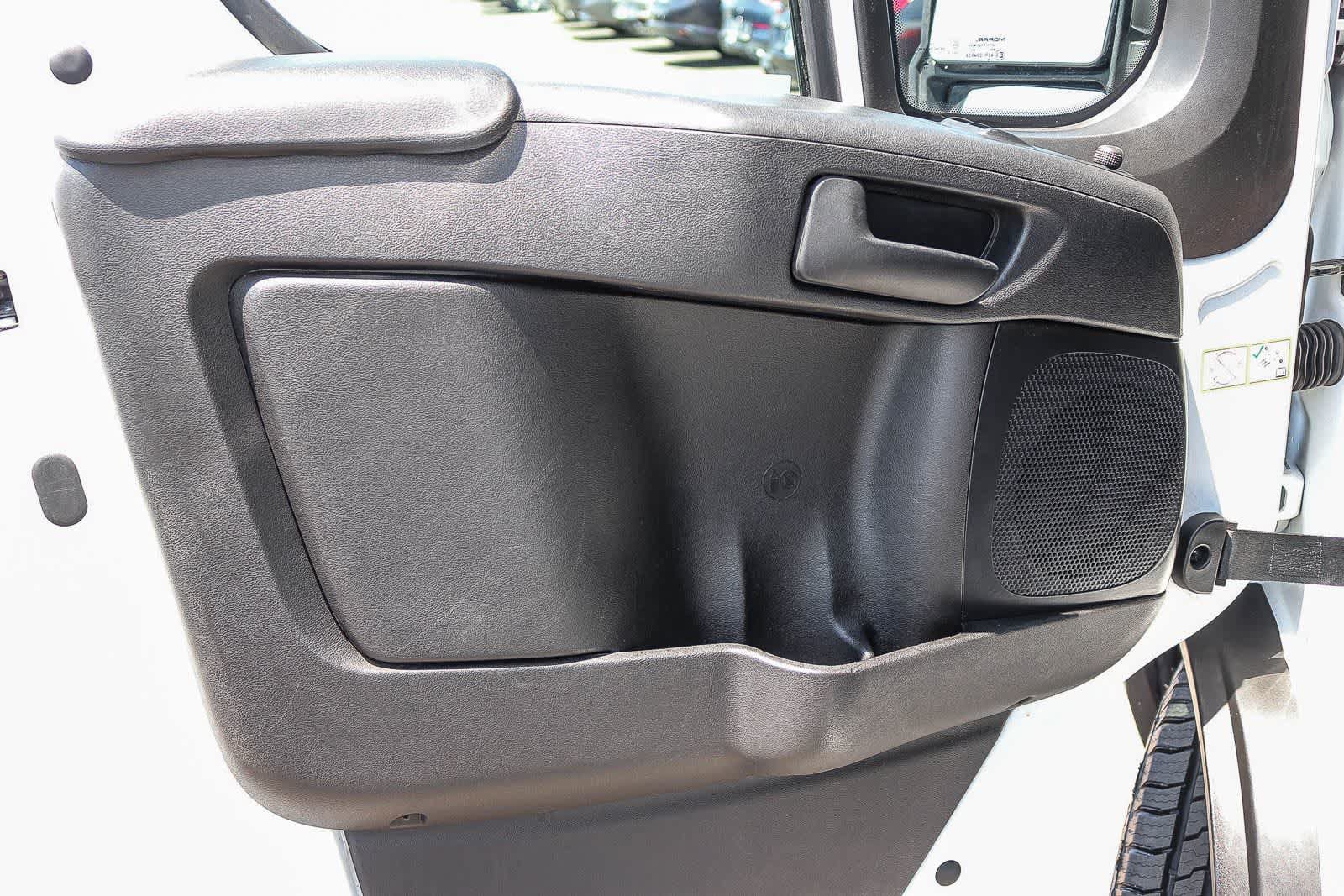 Used 2024 RAM ProMaster 2500 w/ Convenience Group FWD image 21