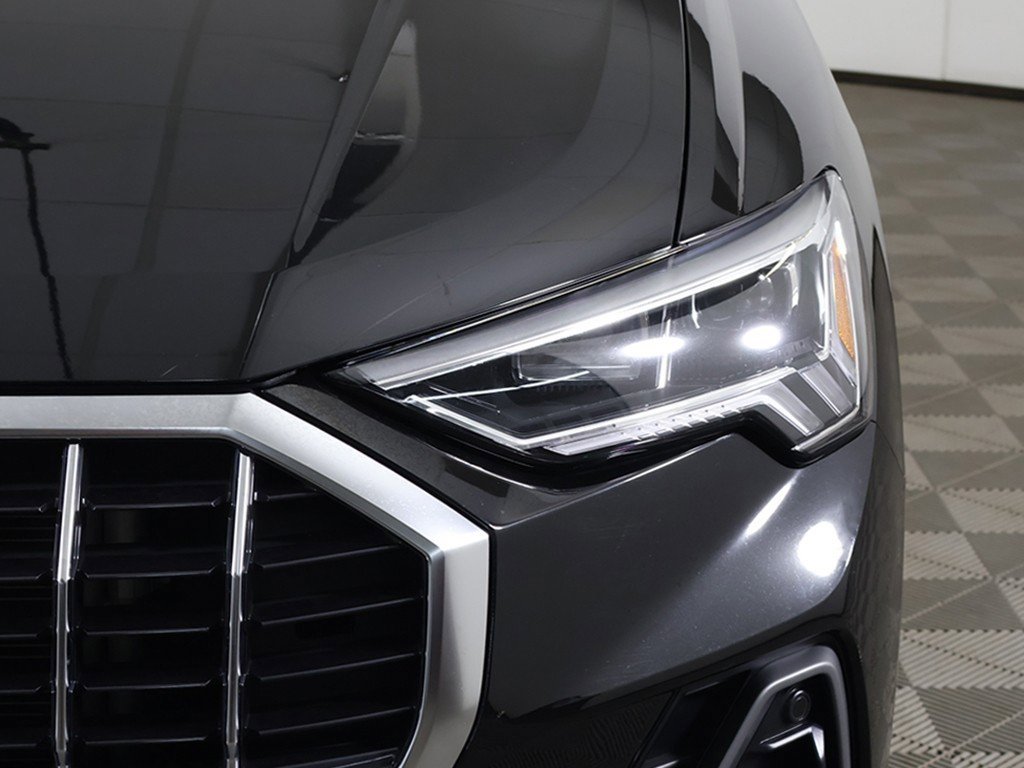 Used 2023 Audi Q3 2.0T Premium Plus w/ Premium Plus Package image 15