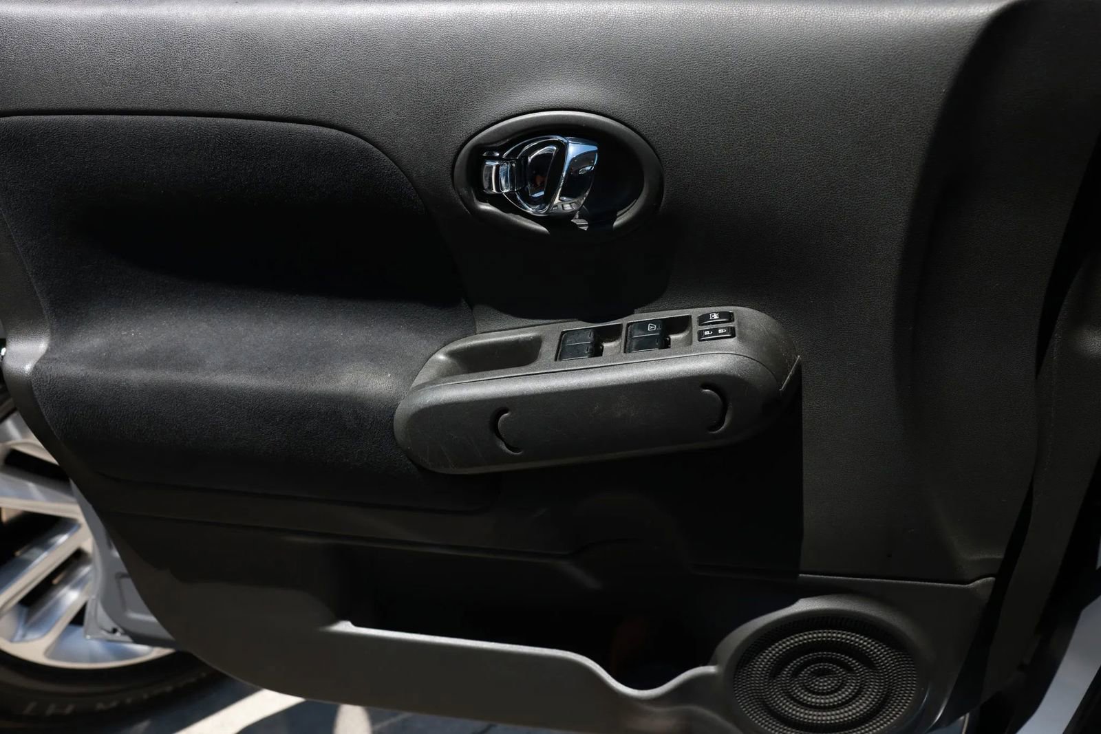 Used 2013 Nissan Cube 1.8 SL w/ SL Preferred Pkg FWD image 42