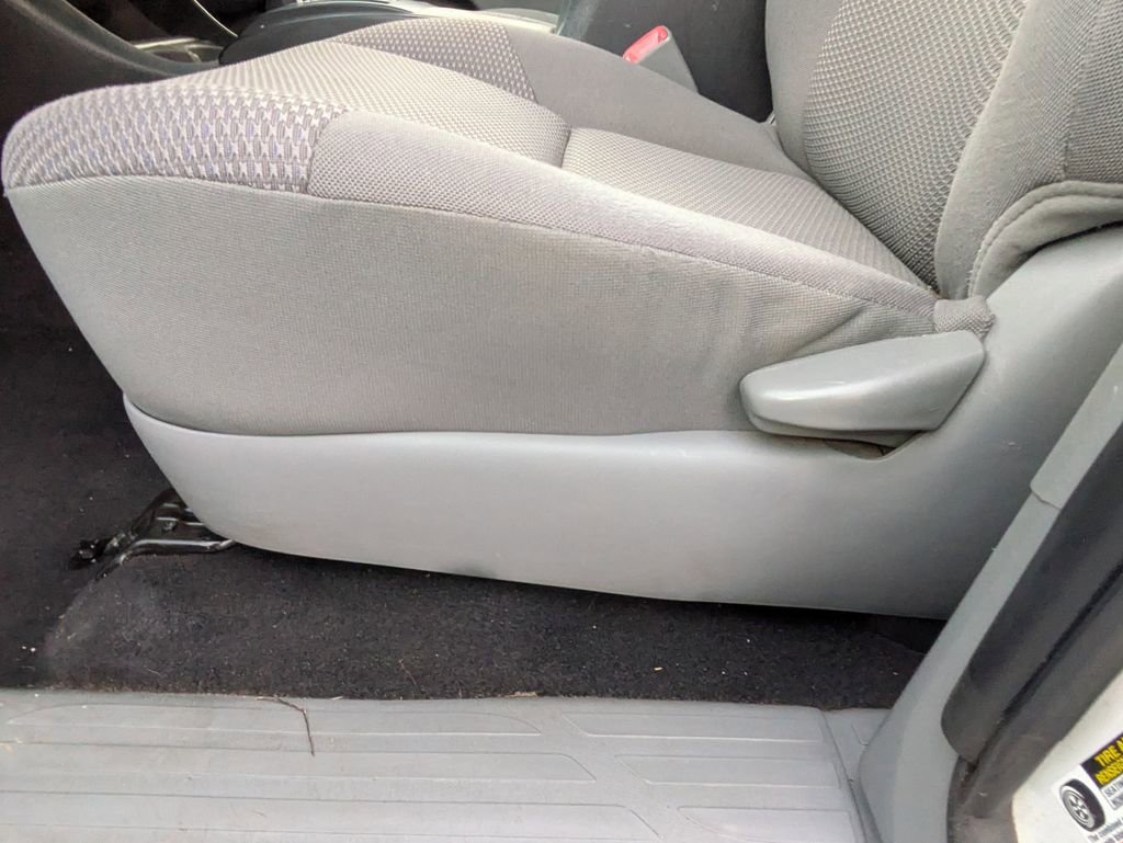 Used 2014 Toyota Tacoma 2WD Access Cab image 21