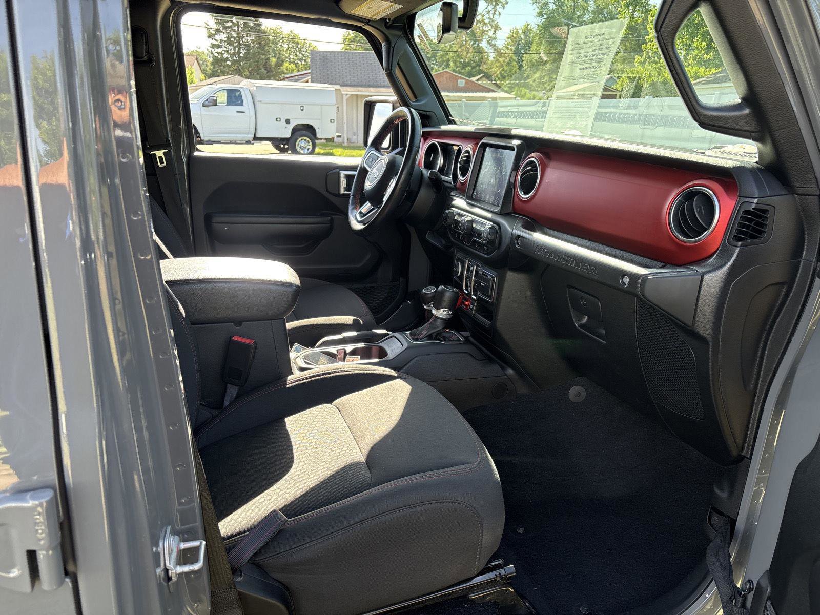 Used 2020 Jeep Wrangler Unlimited Rubicon AWD/4WD image 13