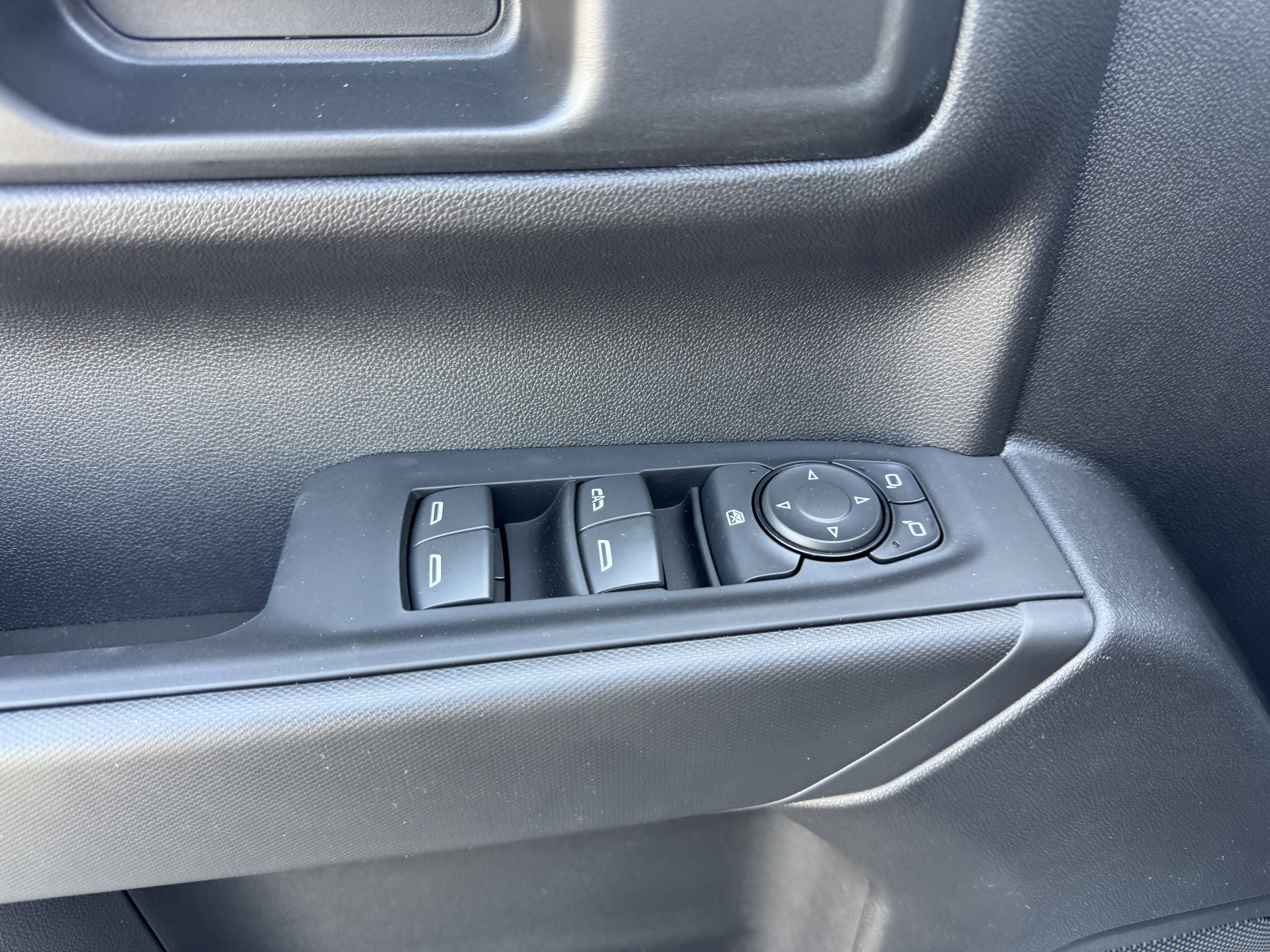 New 2025 Chevrolet Silverado 1500 Custom w/ Turbomax Blackout Package image 11