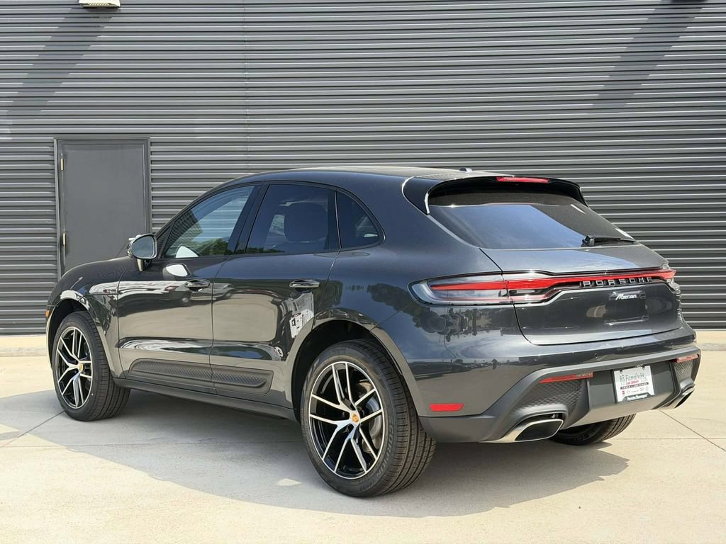 New 2026 Porsche Macan AWD/4WD image 3