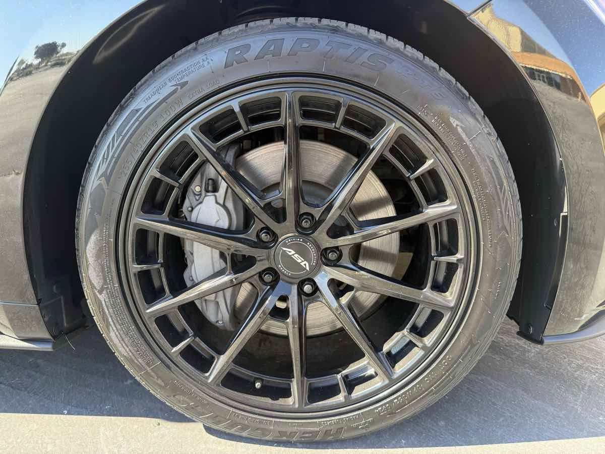 Used 2017 Ford Mustang GT Premium w/ Equipment Group 401A image 9