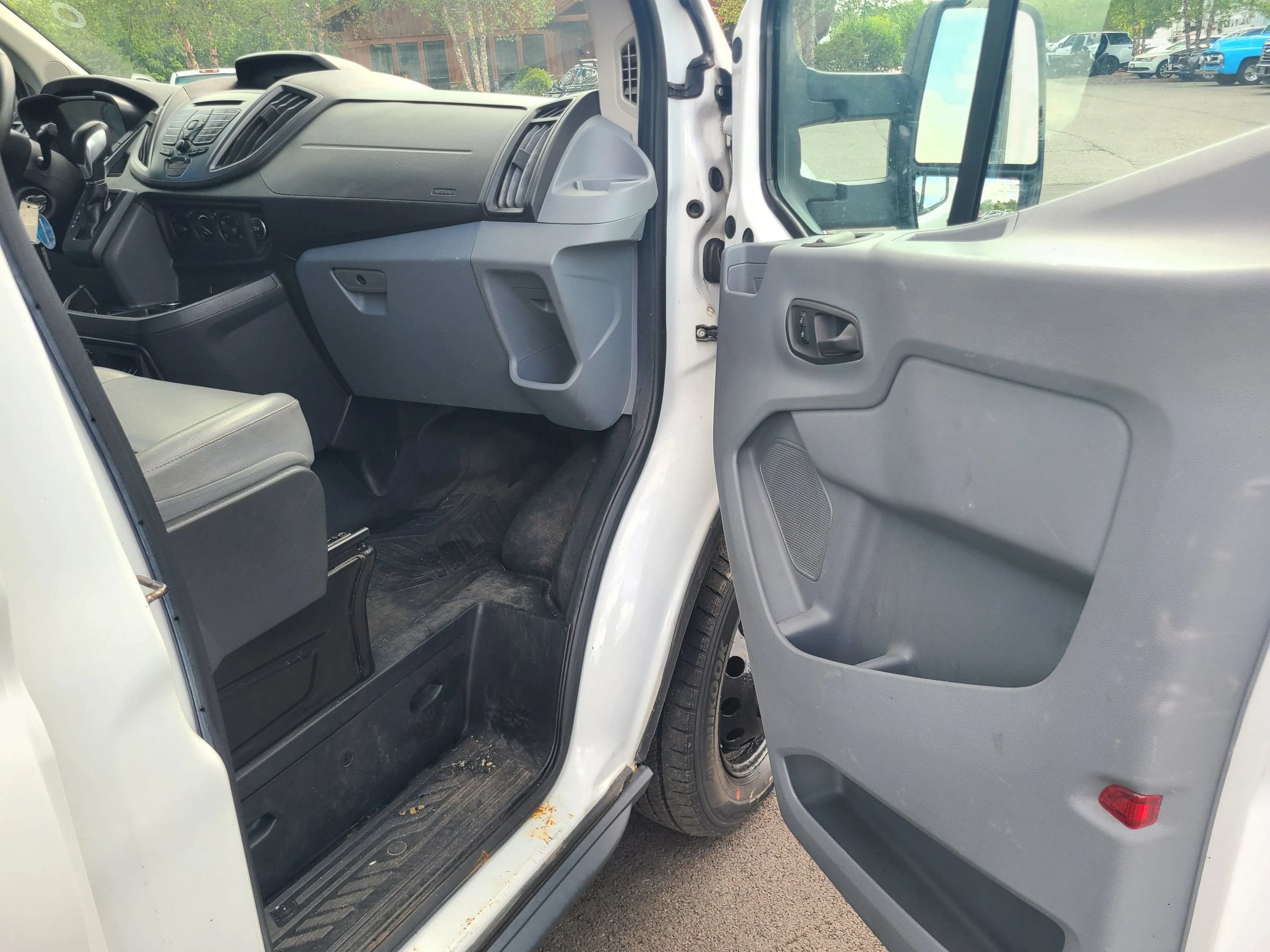 Used 2018 Ford Transit 350 148 High Roof Extended DRW RWD image 26