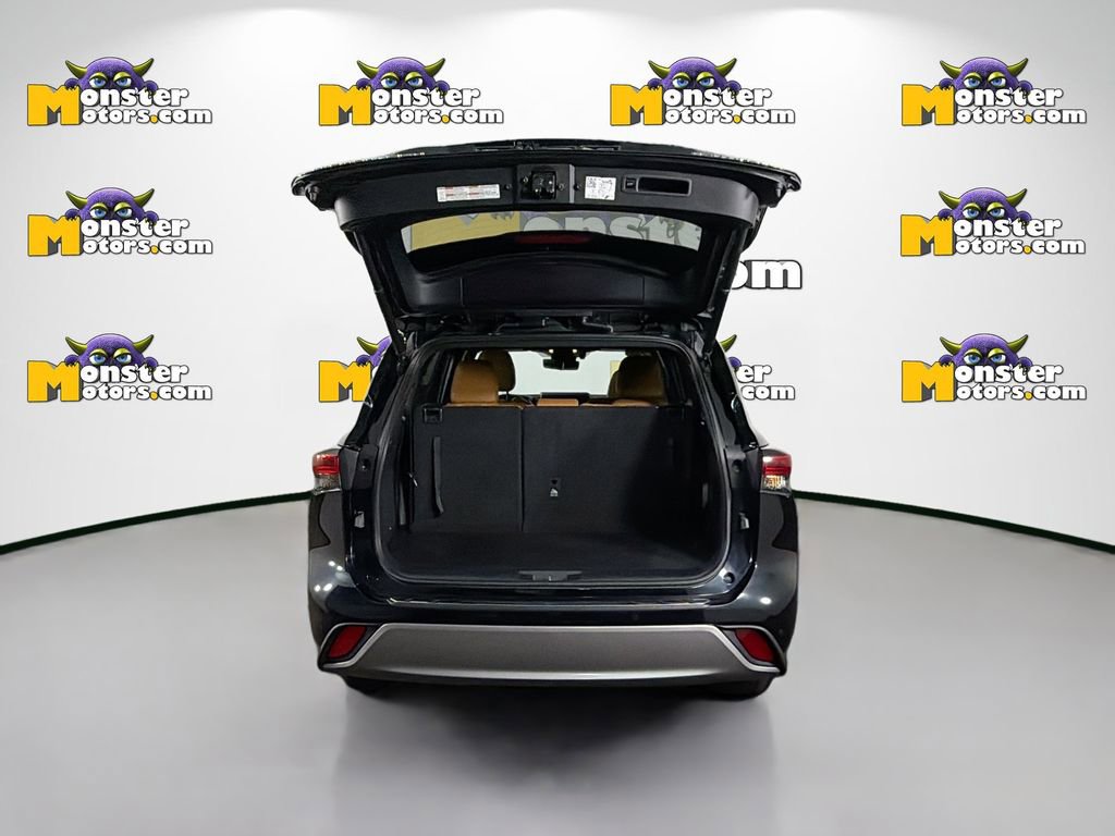 Used 2022 Toyota Highlander Platinum image 26