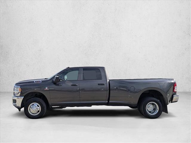 Used 2024 RAM 3500 Tradesman w/ Chrome Appearance Group image 8