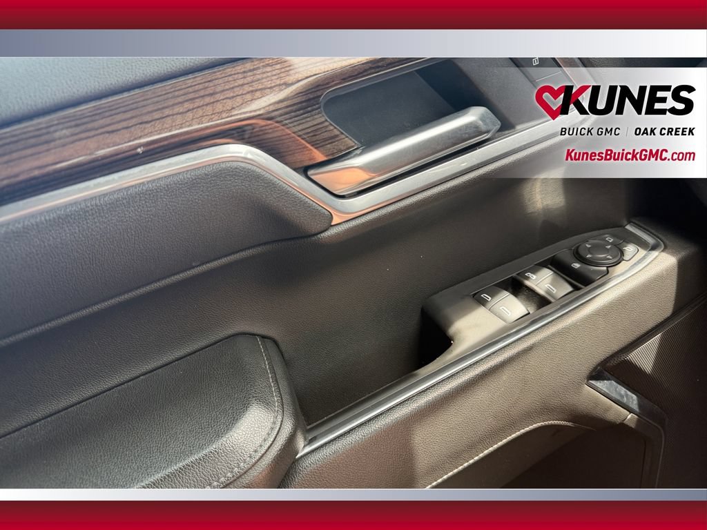 Used 2025 Chevrolet Silverado 1500 LT AWD/4WD image 21