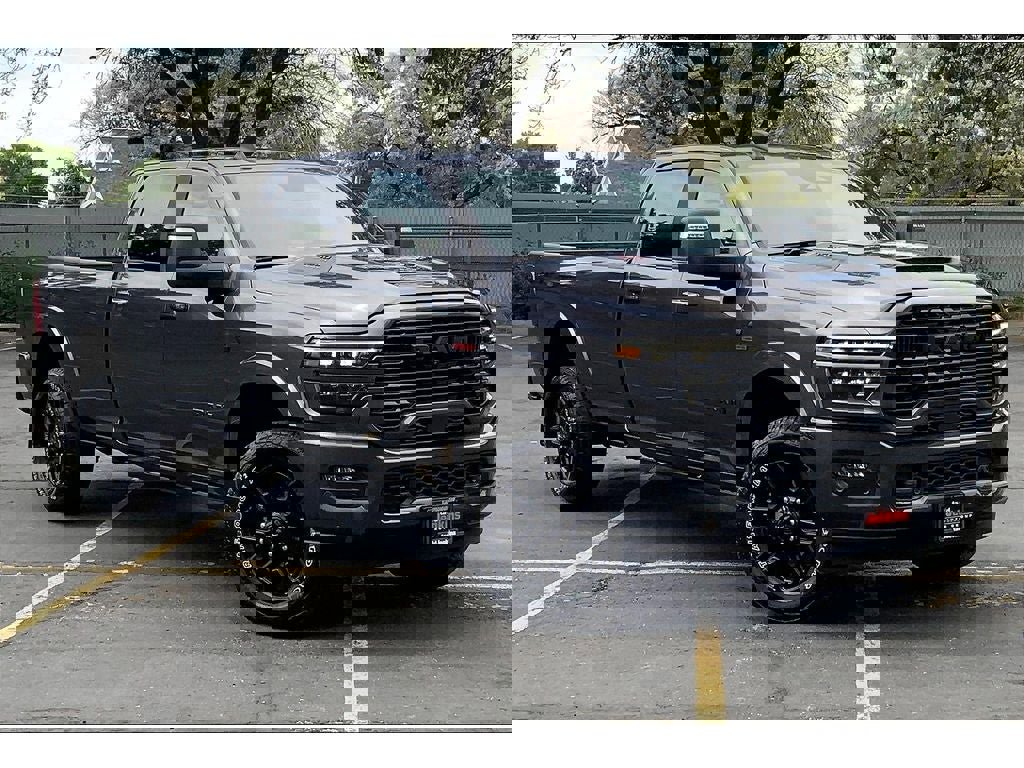 New 2025 RAM 3500 Limited image 2