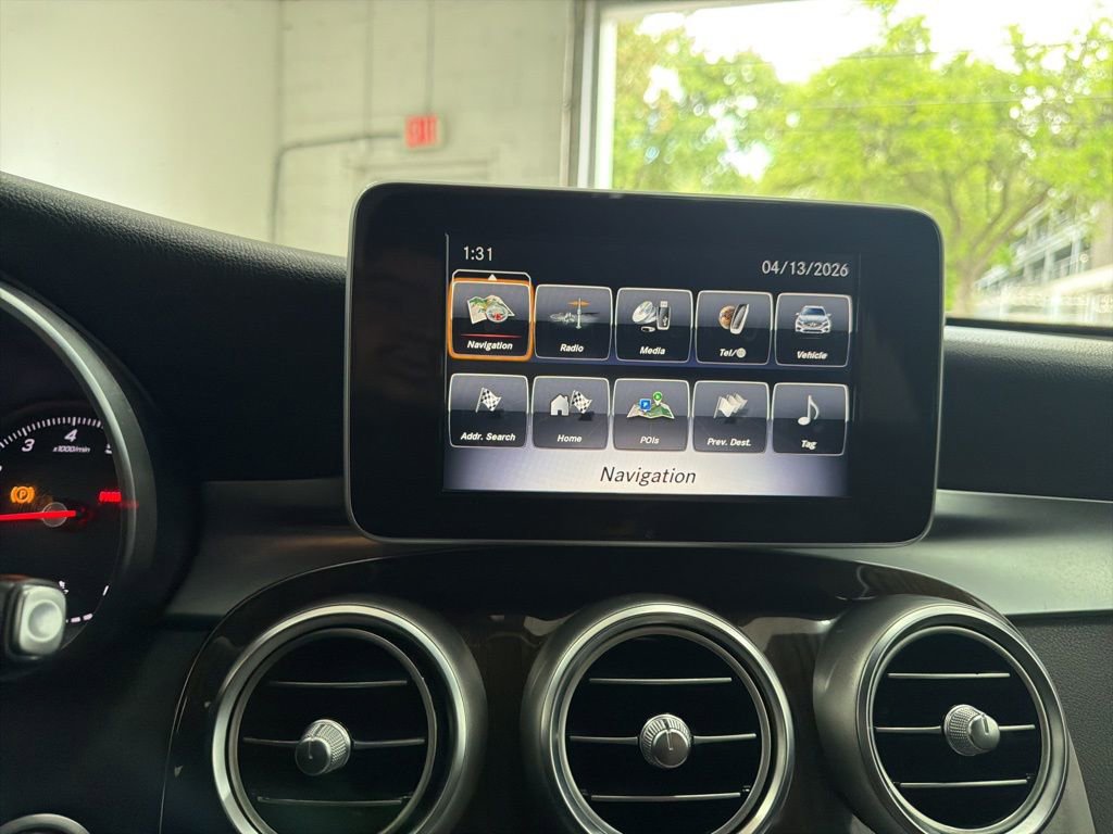 Used 2019 Mercedes-Benz GLC 300 4MATIC image 33