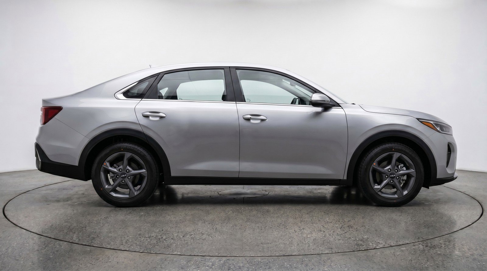 Used 2025 Kia K4 LXS FWD image 11