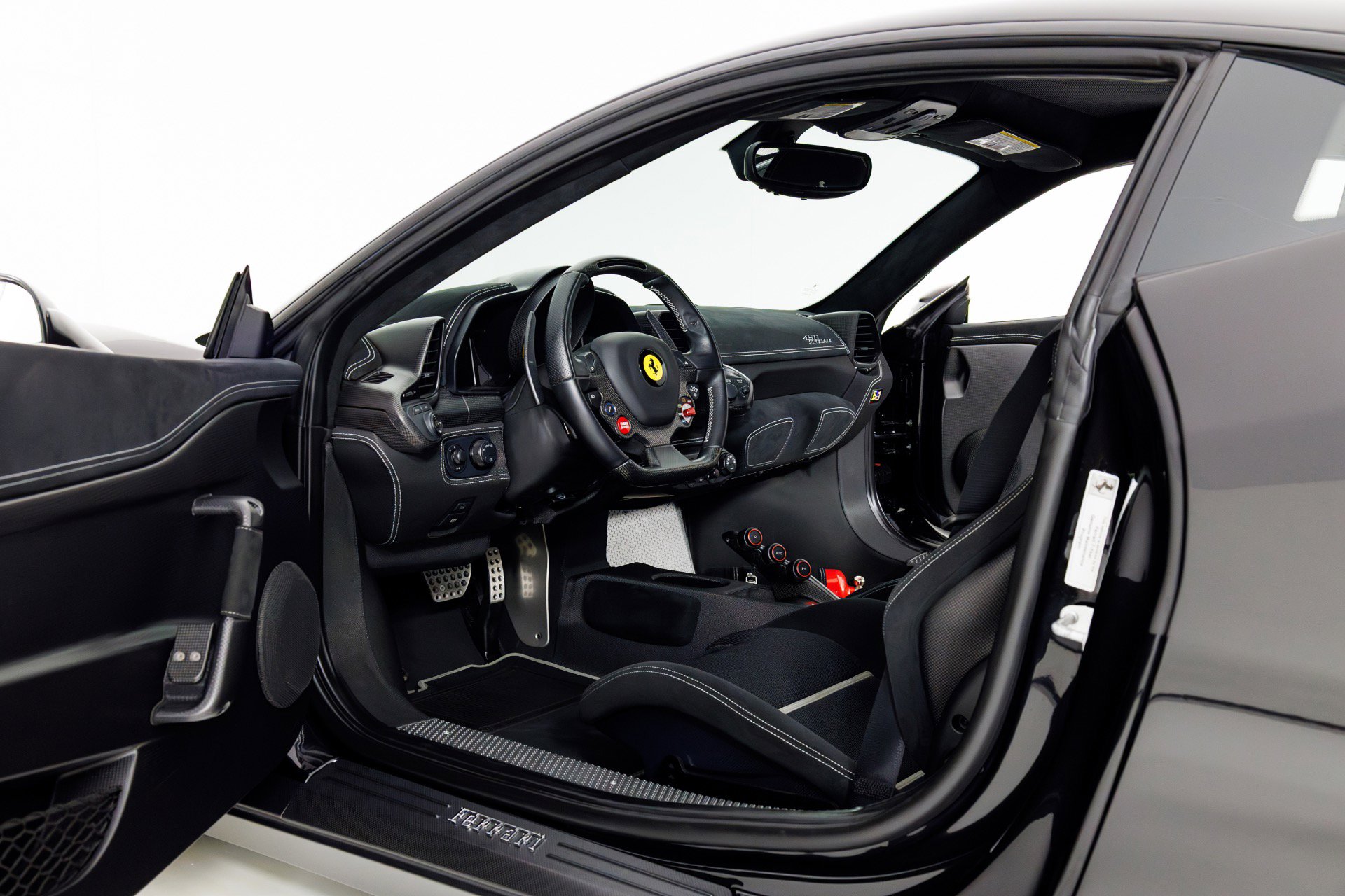 Used 2014 Ferrari 458 Speciale Coupe image 13