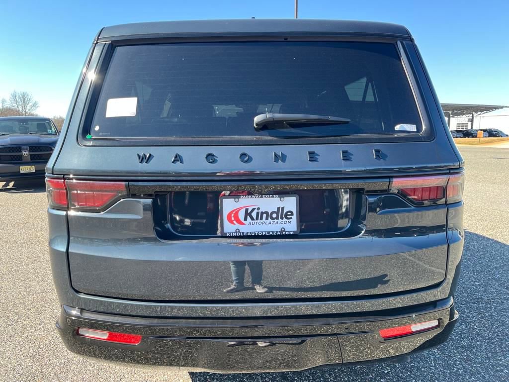 New 2025 Jeep Wagoneer L Series II w/ Convenience Group I image 24