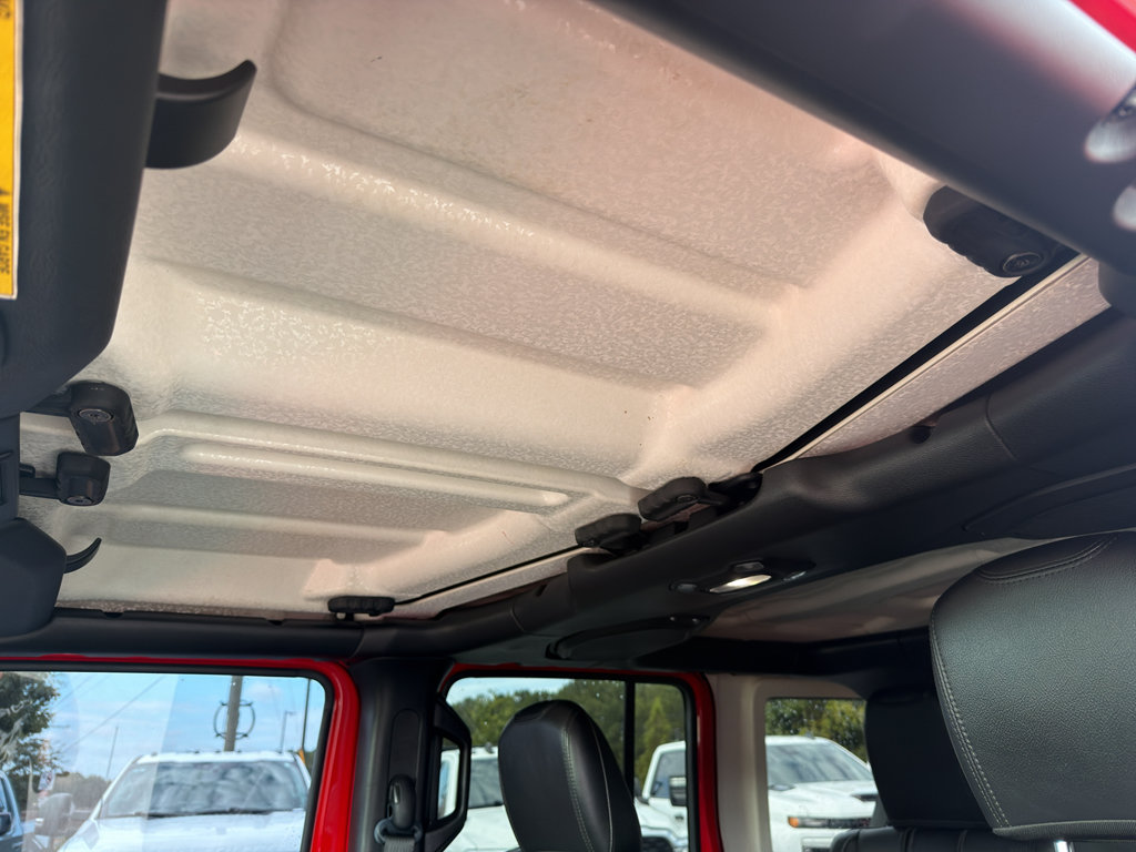 Used 2018 Jeep Wrangler Unlimited Rubicon AWD/4WD image 10