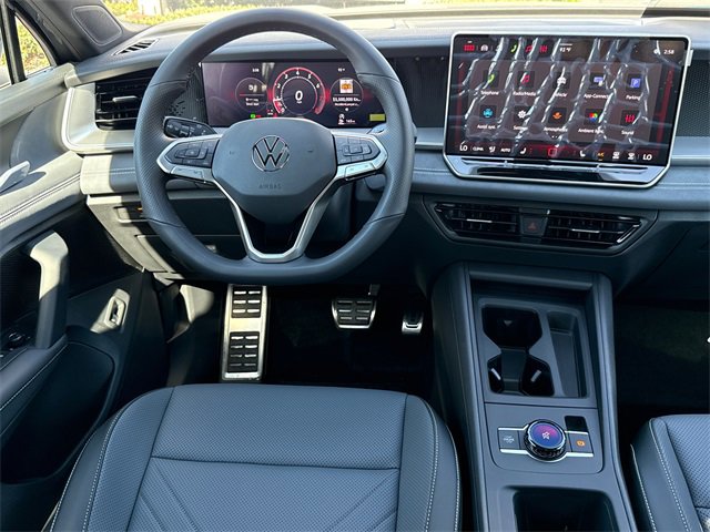 New 2026 Volkswagen Tiguan SE R-Line image 30