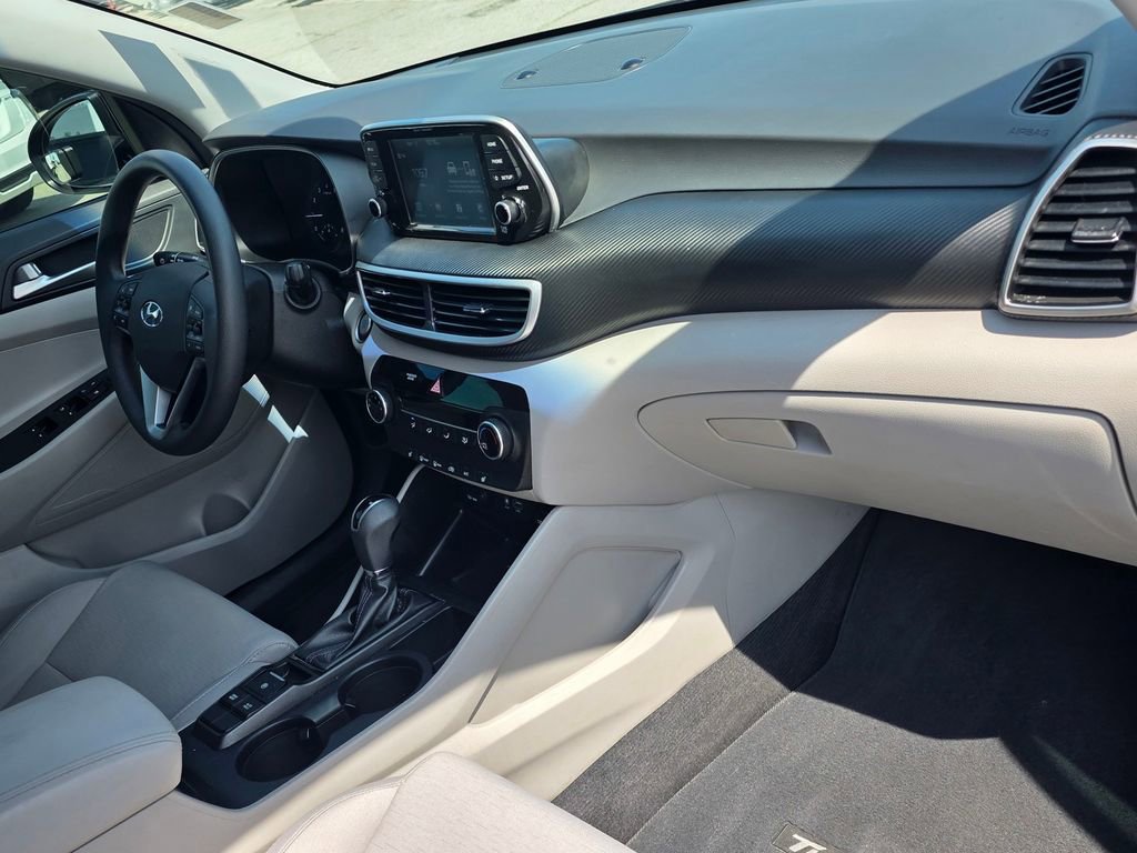 Used 2020 Hyundai Tucson Value w/ Cargo Package image 22