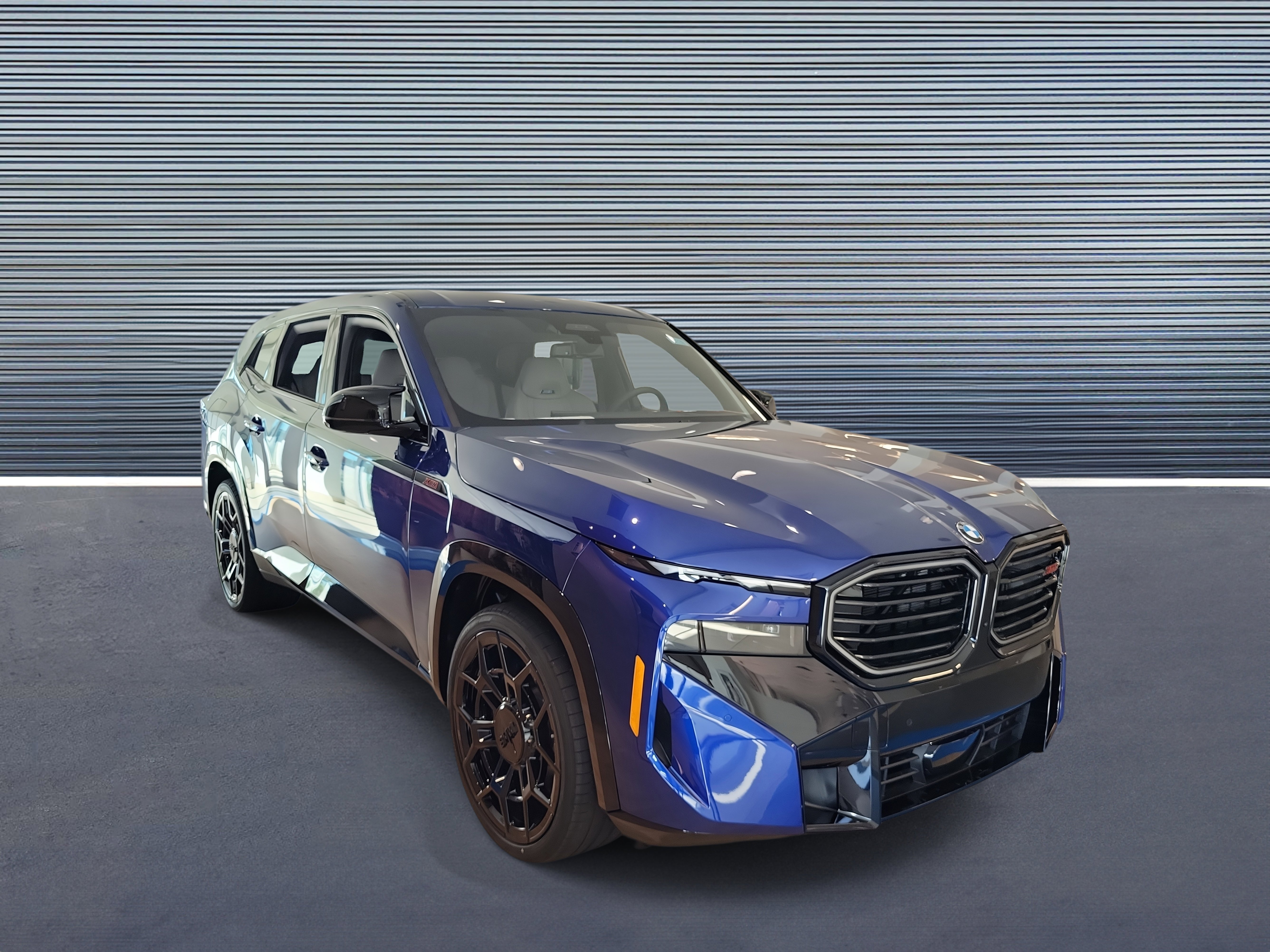 New 2026 BMW XM Label Red image 2