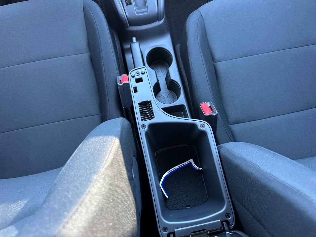 New 2025 Nissan Kicks Play S image 28