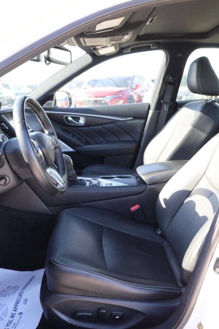 Used 2022 INFINITI Q50 Sensory image 13