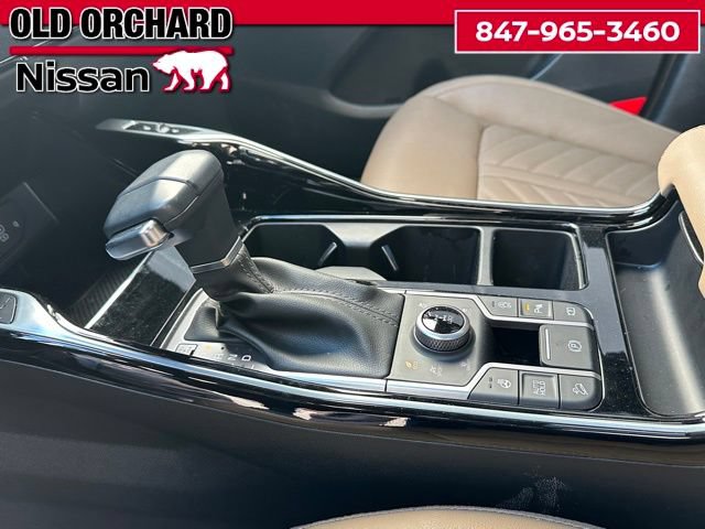 Used 2025 Kia Sorento SX Prestige w/ Olive Brown Leather Package AWD/4WD image 12