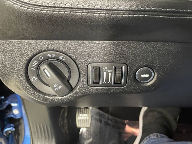 Used 2021 Dodge Challenger R/T w/ Plus Package image 14