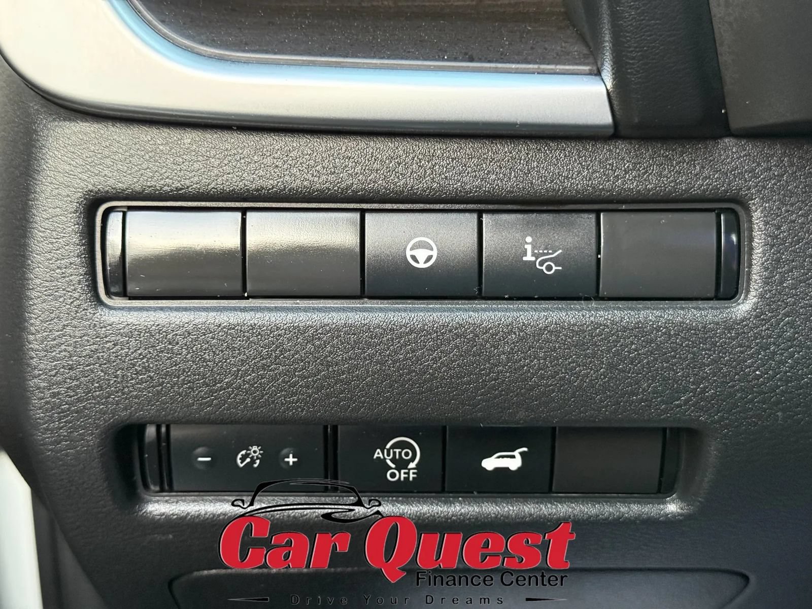 Used 2023 Nissan Rogue Platinum w/ Platinum Premium Package AWD/4WD image 32