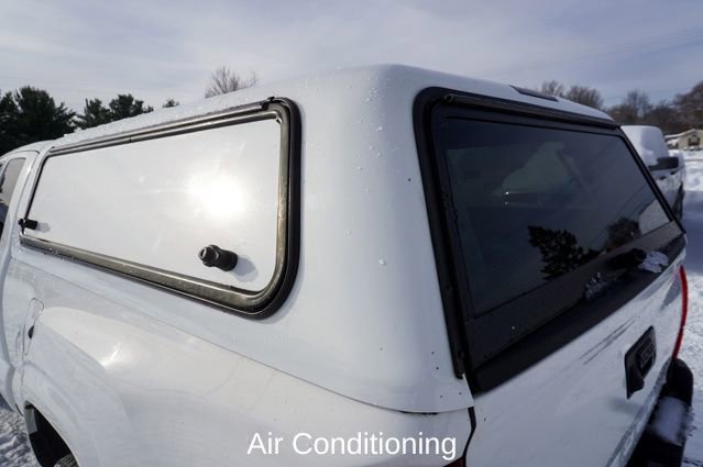 Used 2021 Toyota Tacoma SR image 4