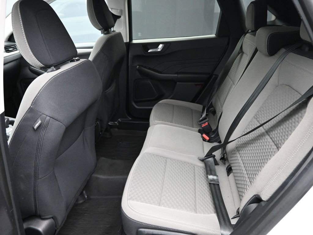 Used 2021 Ford Escape SE w/ Cold Weather Package image 12