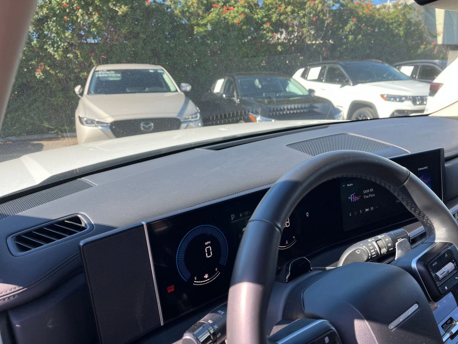 Used 2025 Hyundai Santa Fe SEL image 35