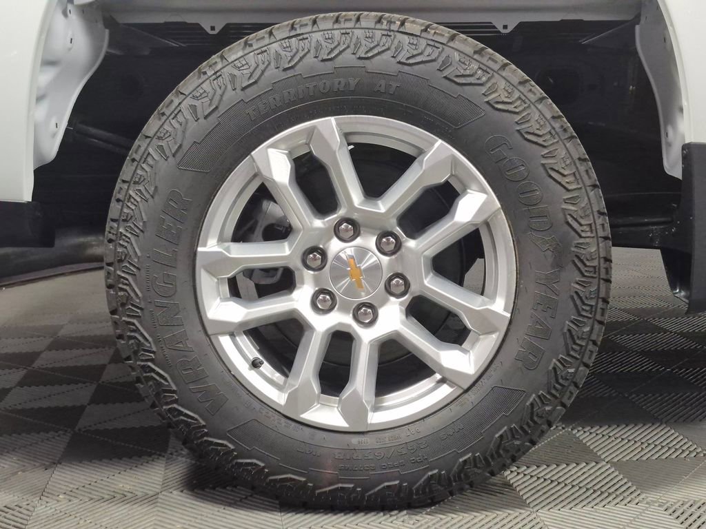 New 2026 Chevrolet Silverado 1500 LT image 23