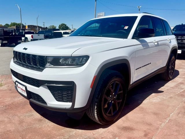 New 2027 Jeep Grand Cherokee Altitude AWD/4WD video 1