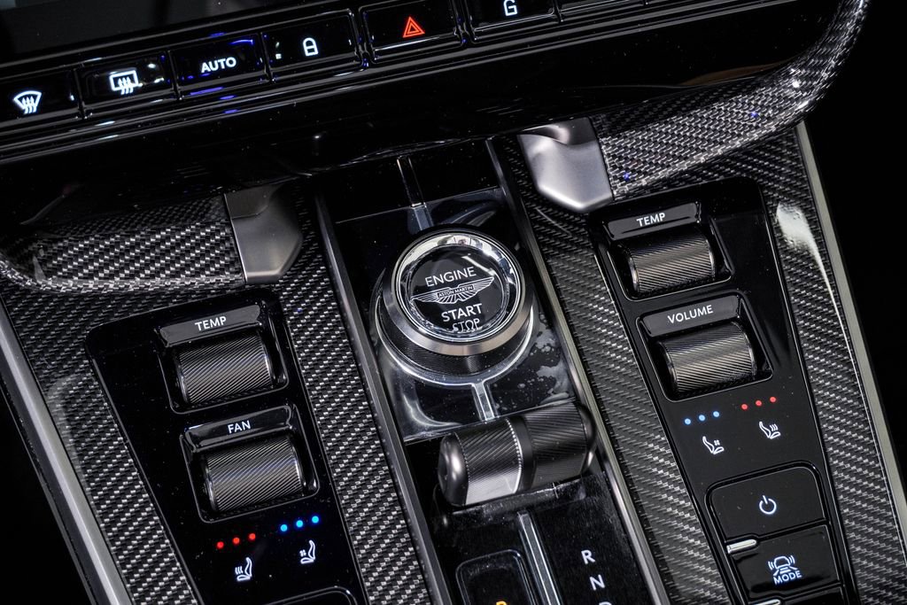 New 2026 Aston Martin Vanquish Convertible image 33