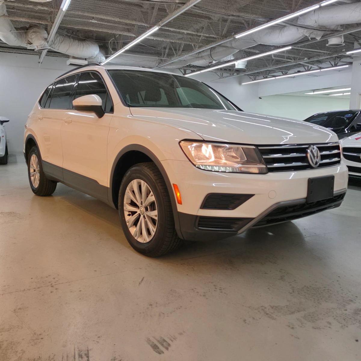 Used 2022 Volkswagen Tiguan SE FWD image 8