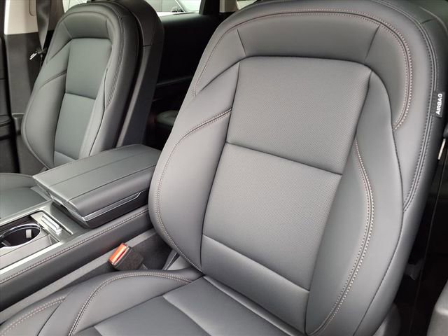 New 2026 Lincoln Nautilus Premier image 8