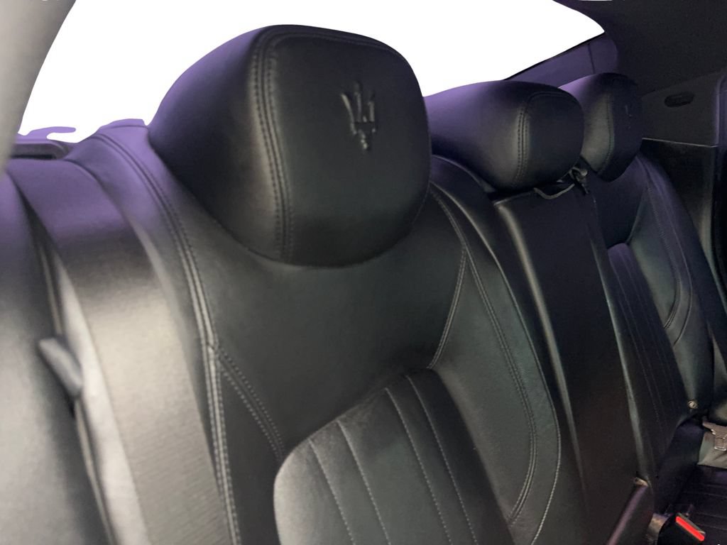 Used 2020 Maserati Ghibli RWD image 40